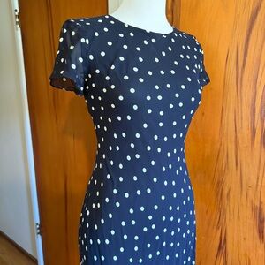 Classic Navy Polka Dot Short-Sleeve midi Dress